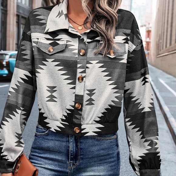 Tribal Western Print Button Down Oversized Jacket Shacket - Picture 10 of 10